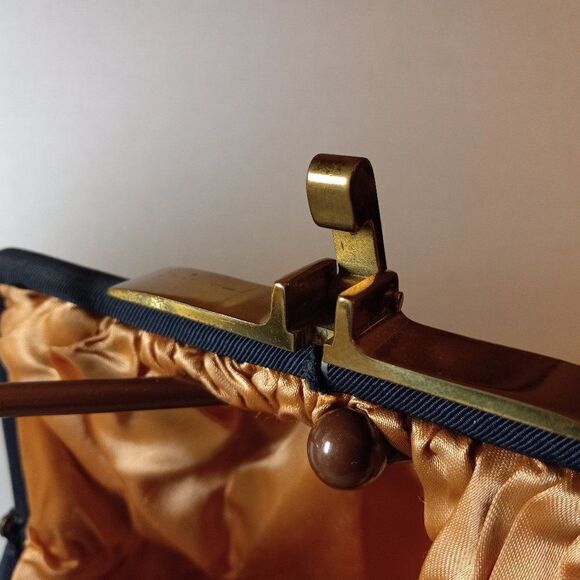 Vintage Blue Gold Tone Metal Lever Pin Wristlet/bag Cottagecore Grandmacore - Picture 8 of 14